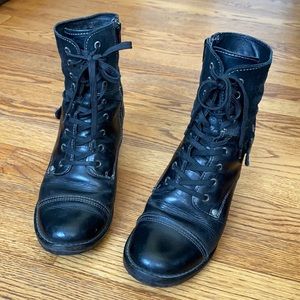 Taos Crave Leather Boots